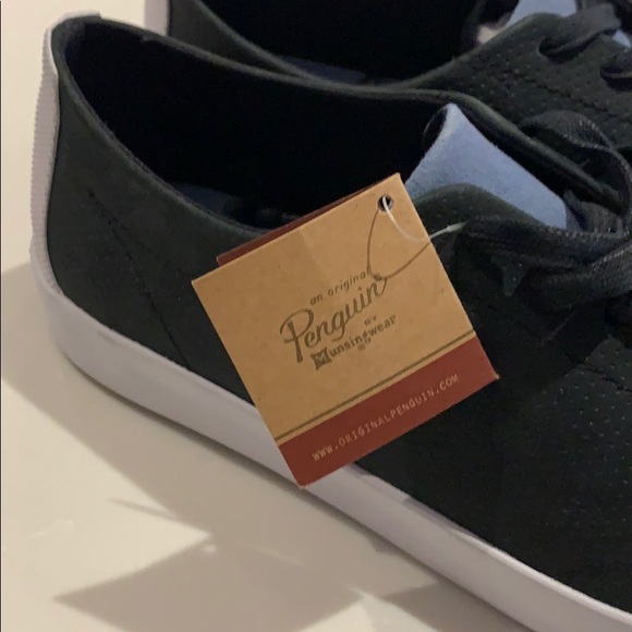 Penguin Size 8 Men’s TOBAGGAN PERF sneakers - Picture 7 of 8
